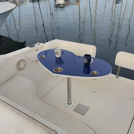 Corazon Azul Botel