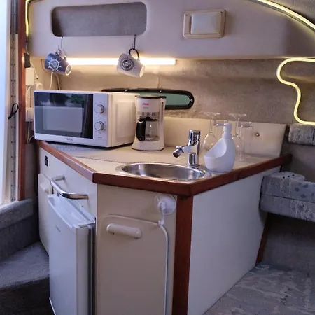 Hotel en barco Corazon Azul